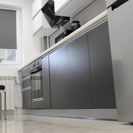 Luxury City Center Apartment - Romana Bucareste Exterior foto