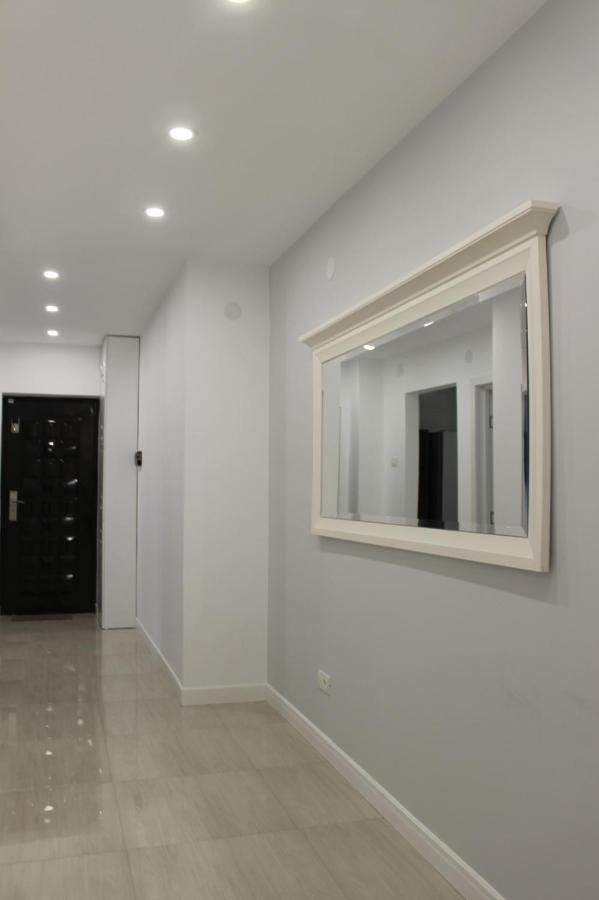 Luxury City Center Apartment - Romana Bucareste Exterior foto
