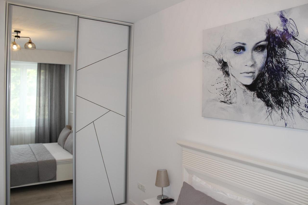 Luxury City Center Apartment - Romana Bucareste Exterior foto