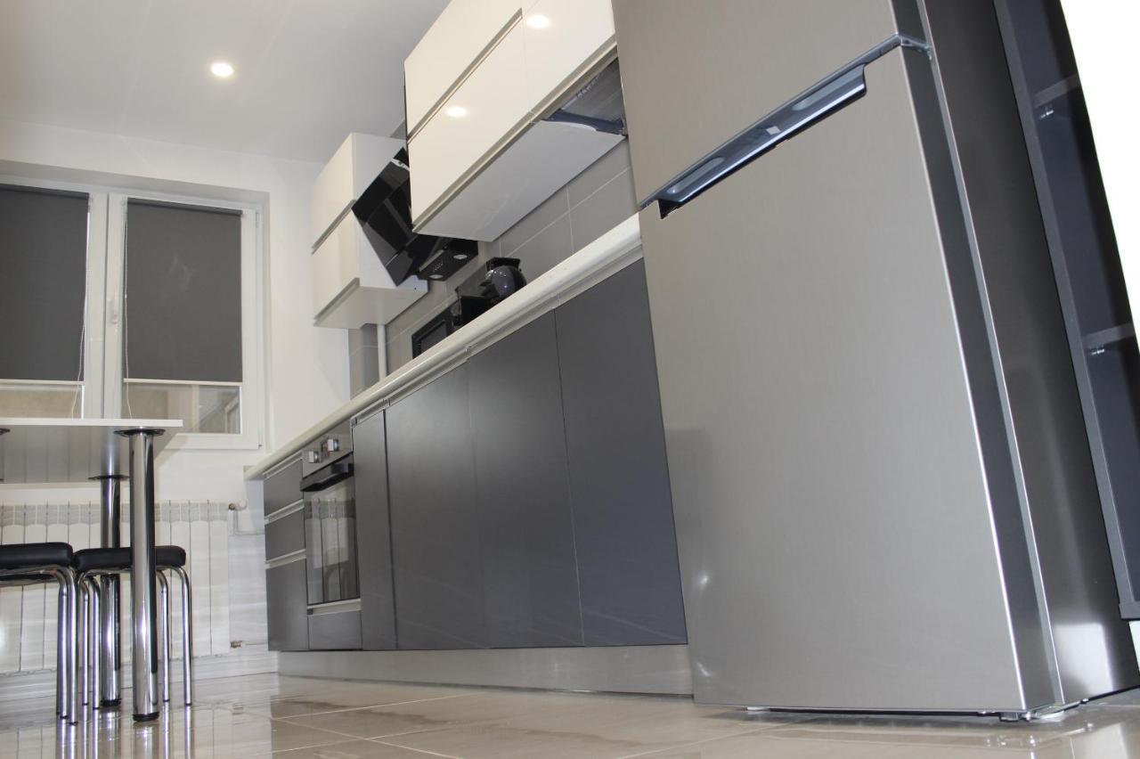 Luxury City Center Apartment - Romana Bucareste Exterior foto